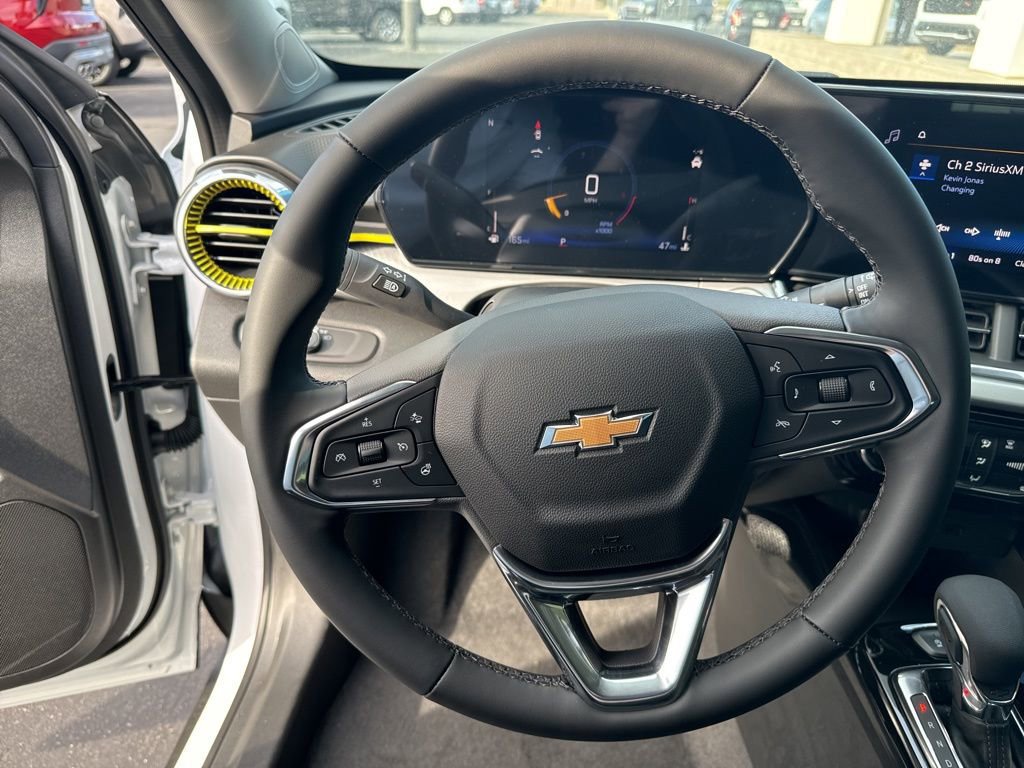 New 2026 Chevrolet Trax LT w/ Driver Confidence Package image 11