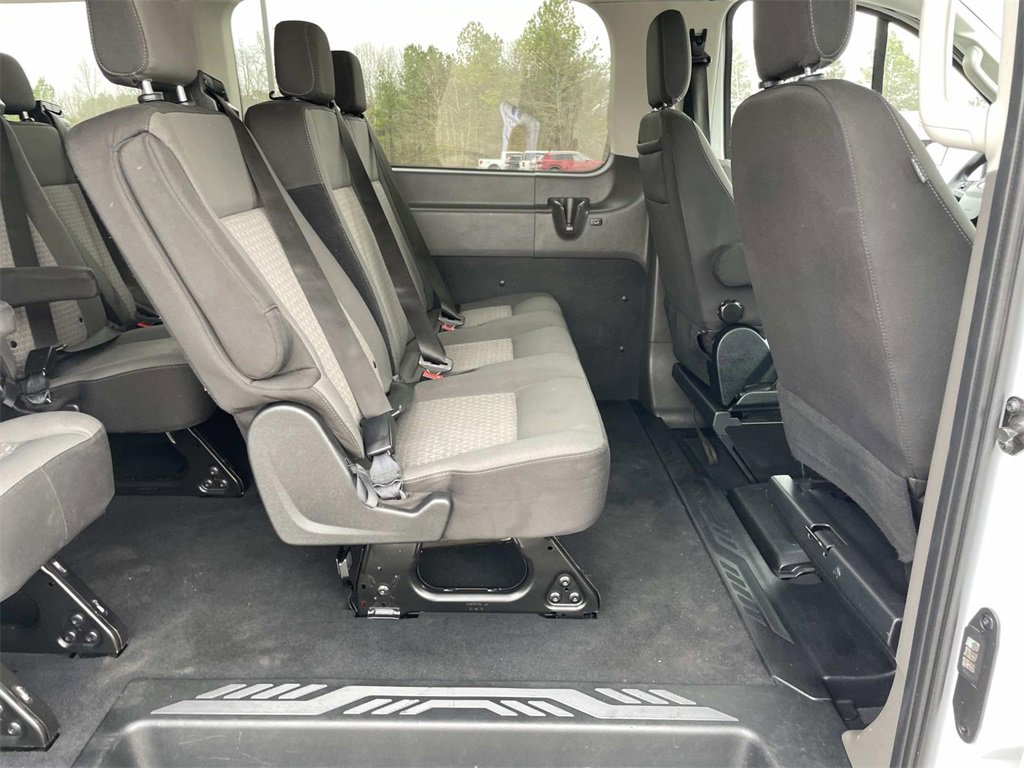 Used 2023 Ford Transit 350 XLT image 5