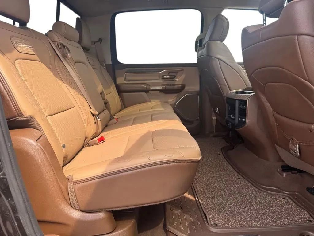 Used 2019 RAM 1500 Laramie Longhorn AWD/4WD image 17