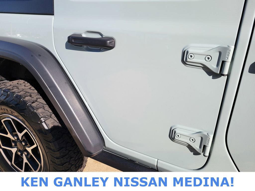 Used 2024 Jeep Wrangler Unlimited Rubicon image 14