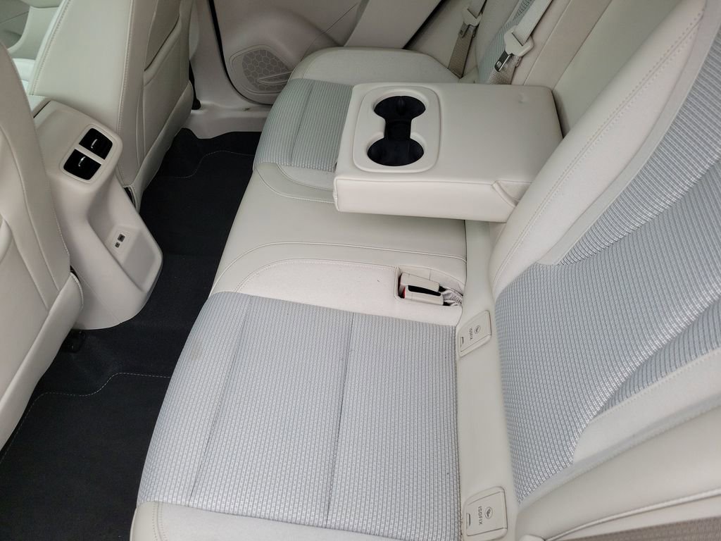 Used 2022 Buick Envision Preferred image 13