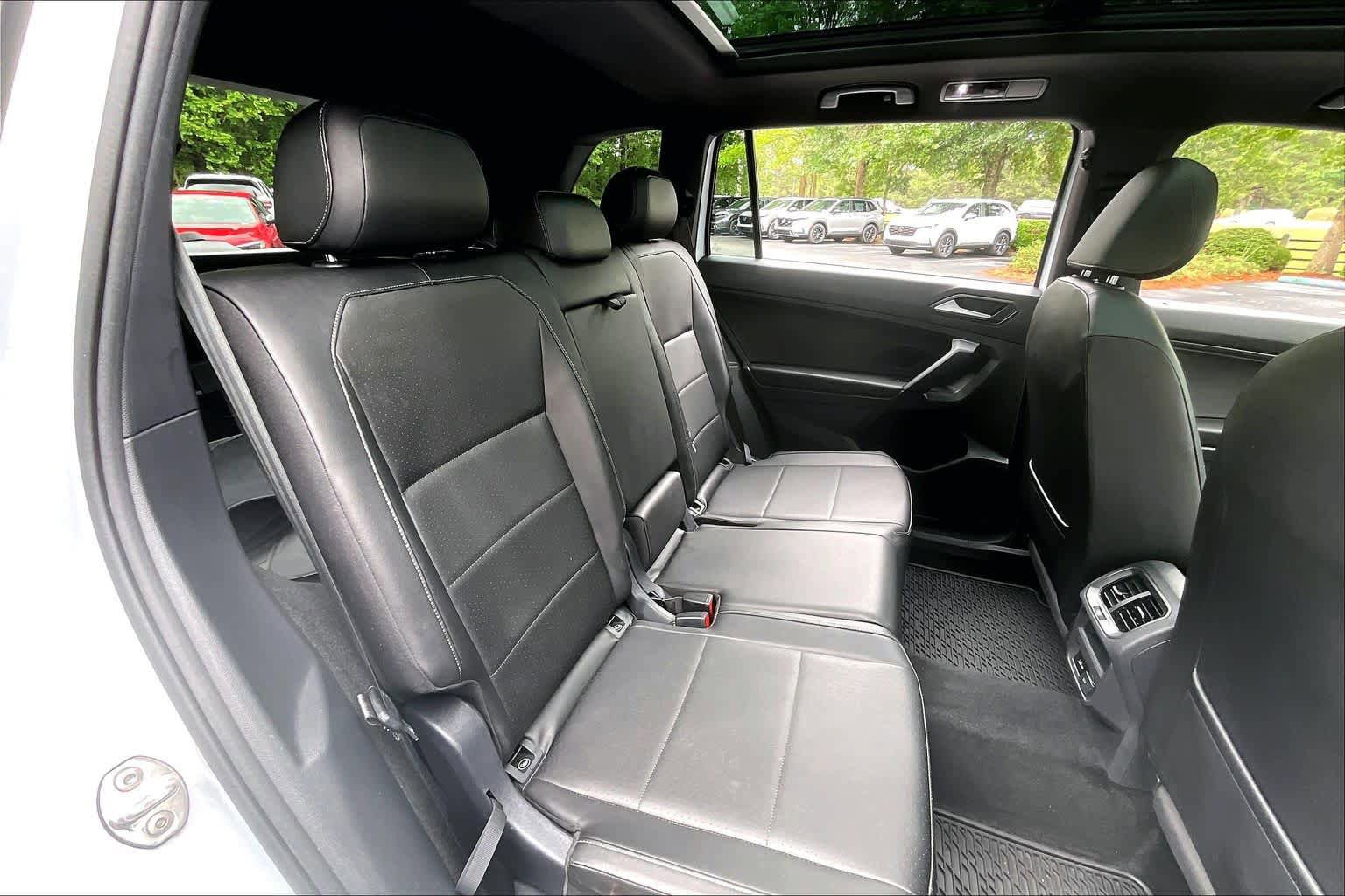 Used 2019 Volkswagen Tiguan SEL R-Line AWD/4WD image 21