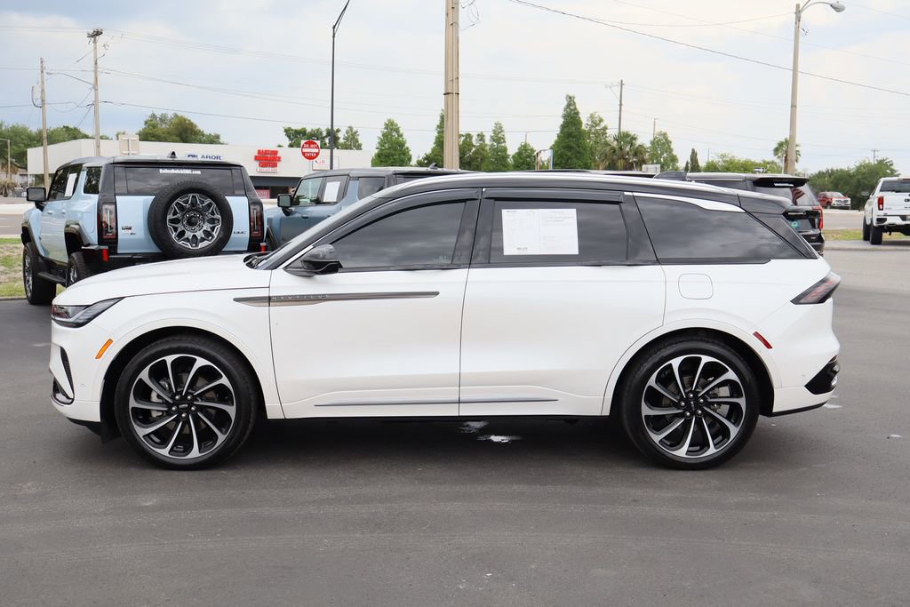 Used 2024 Lincoln Nautilus Black Label AWD/4WD image 6