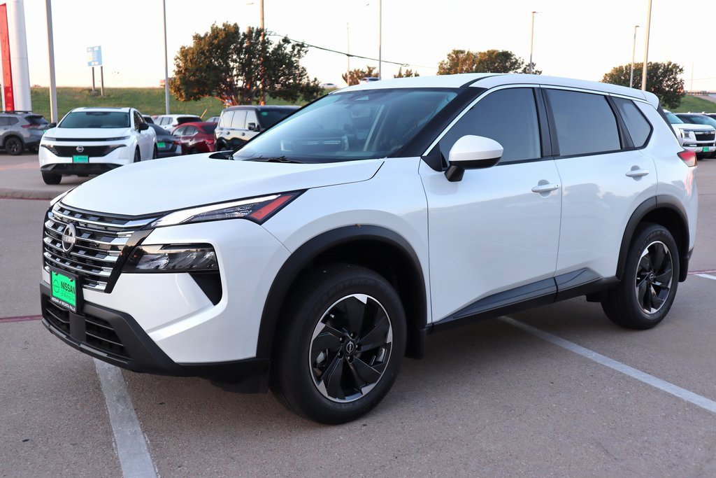 New 2026 Nissan Rogue SV image 3
