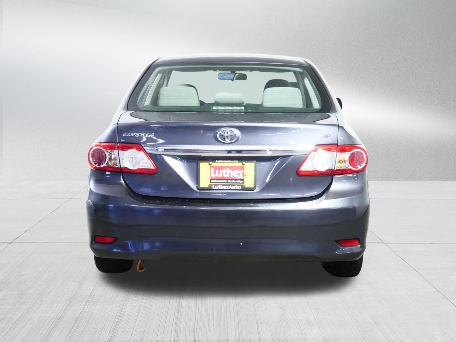 Used 2013 Toyota Corolla LE FWD image 6