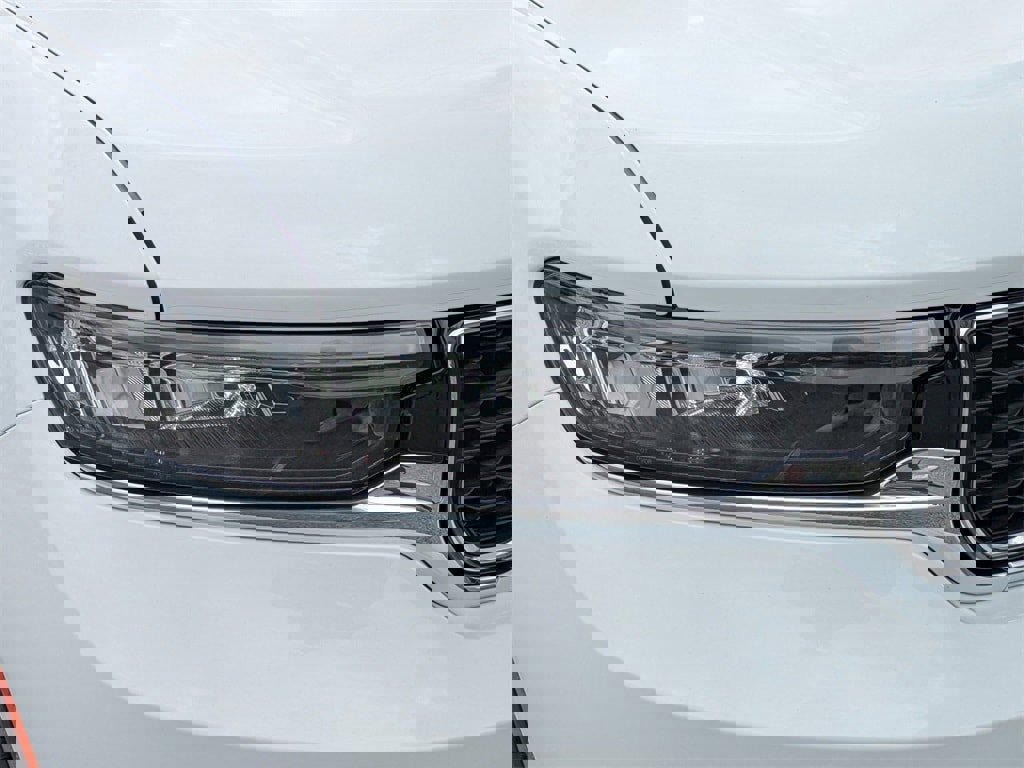 New 2025 Jeep Grand Cherokee L Limited w/ MOPAR Finishing Package image 13