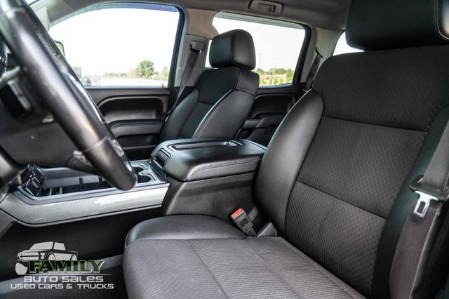 Used 2015 GMC Sierra 2500 SLE w/ All-Terrain HD Package AWD/4WD image 22