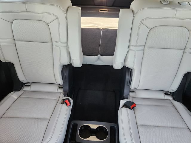 New 2026 Lincoln Aviator Reserve w/ Luxury Package AWD/4WD image 14