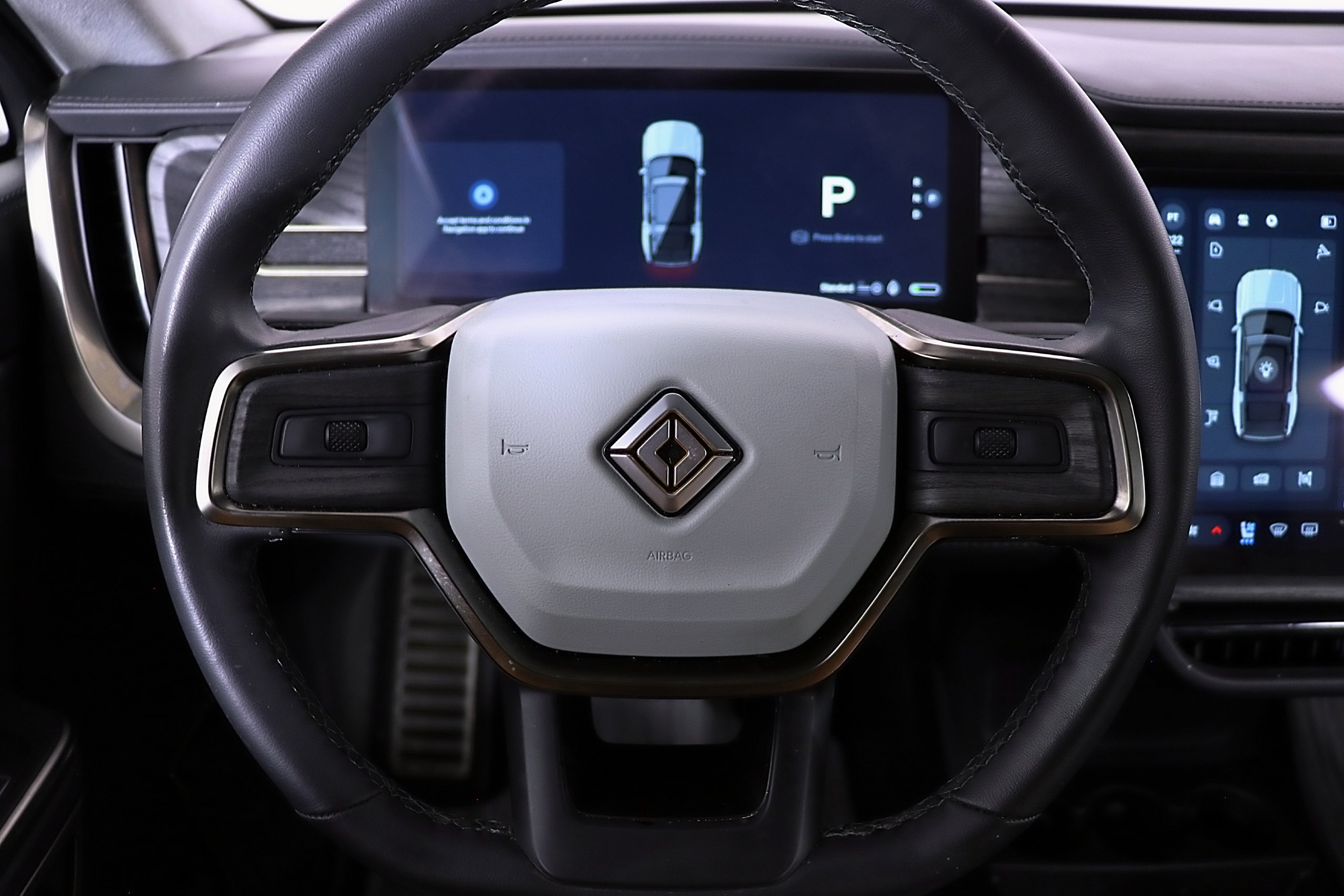 Used 2023 Rivian R1S Adventure Quad AWD/4WD image 17