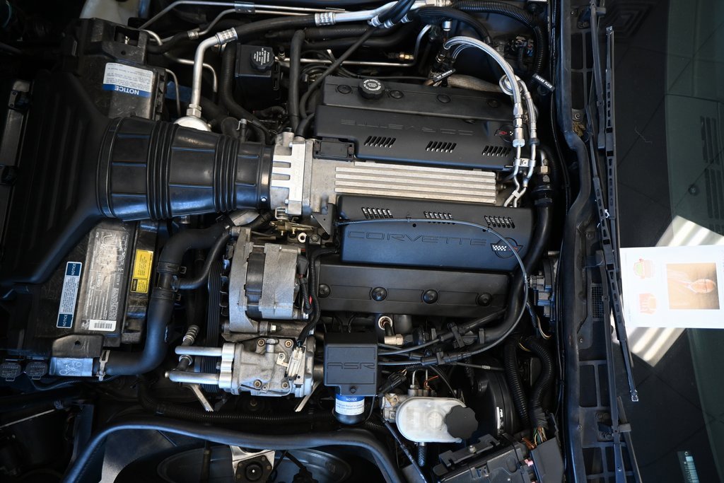 Used 1993 Chevrolet Corvette Coupe image 23