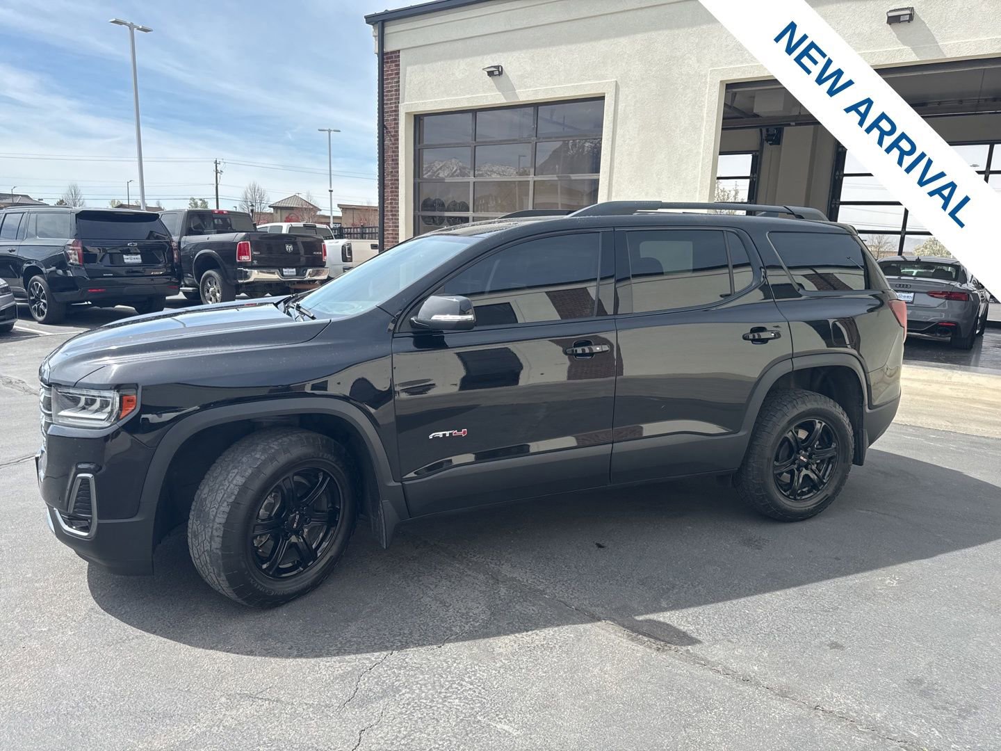 Used 2023 GMC Acadia AT4 w/ LPO, Floor Liner Package image 4