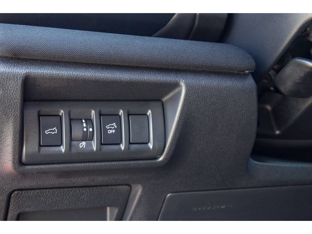 Used 2025 Subaru Outback Premium AWD/4WD image 20