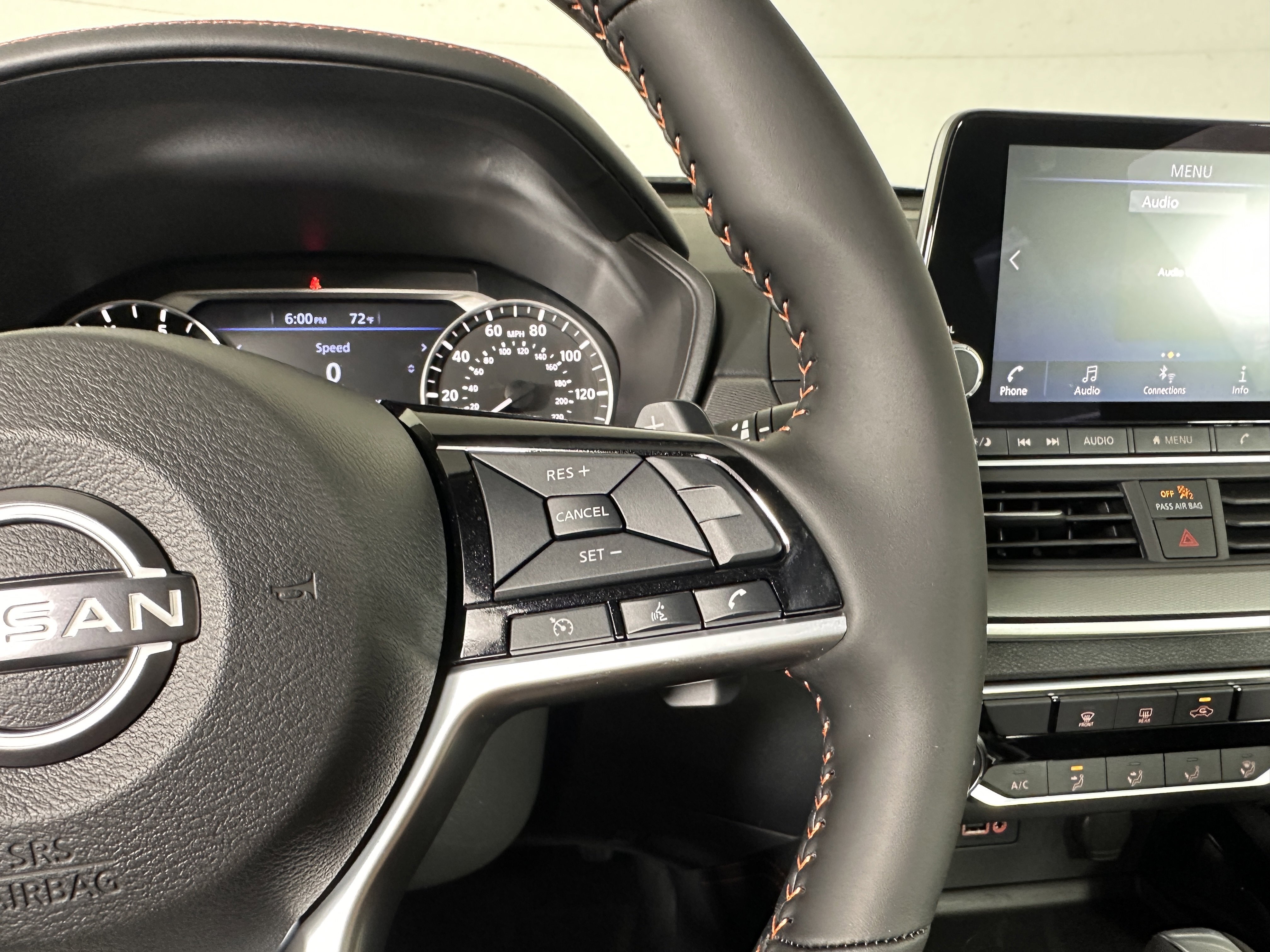 New 2025 Nissan Altima 2.5 SR image 17