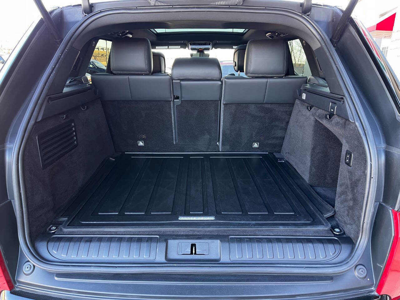 Used 2021 Land Rover Range Rover Sport HSE Silver Edition image 21