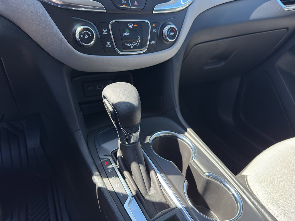 Used 2023 Chevrolet Equinox LS image 12