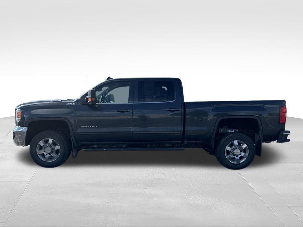Used 2018 GMC Sierra 3500 SLE w/ SLE Preferred Package AWD/4WD image 8