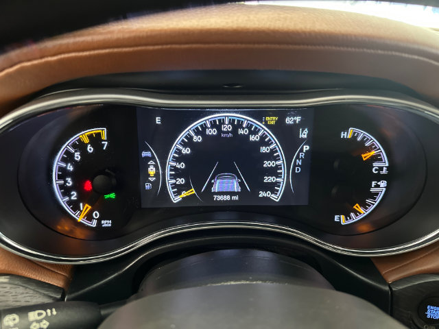 Used 2019 Jeep Grand Cherokee Summit AWD/4WD image 14