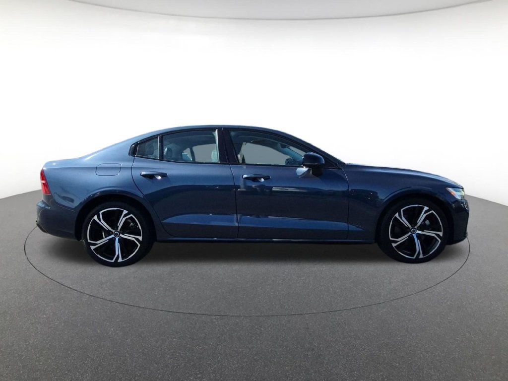 Used 2024 Volvo S60 B5 Core FWD image 4