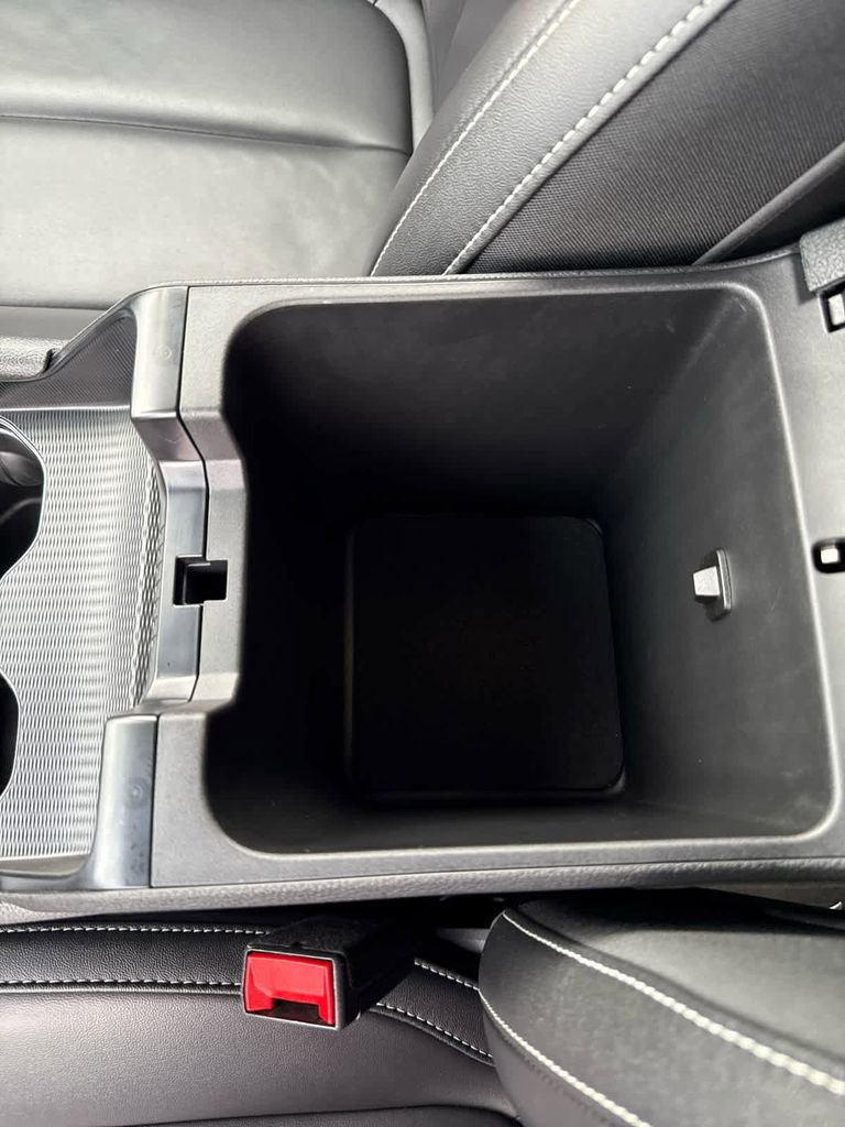 Used 2024 Jeep Grand Cherokee L Limited image 45