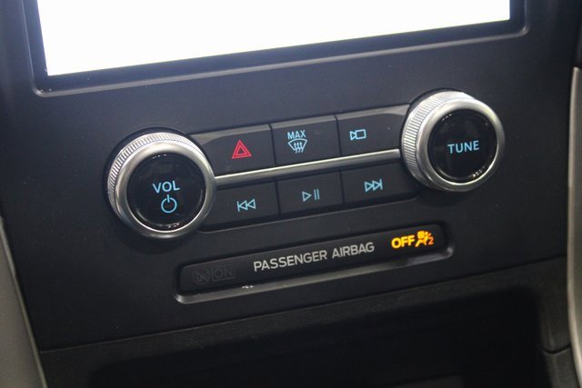 Used 2022 Ford Edge ST-Line image 14