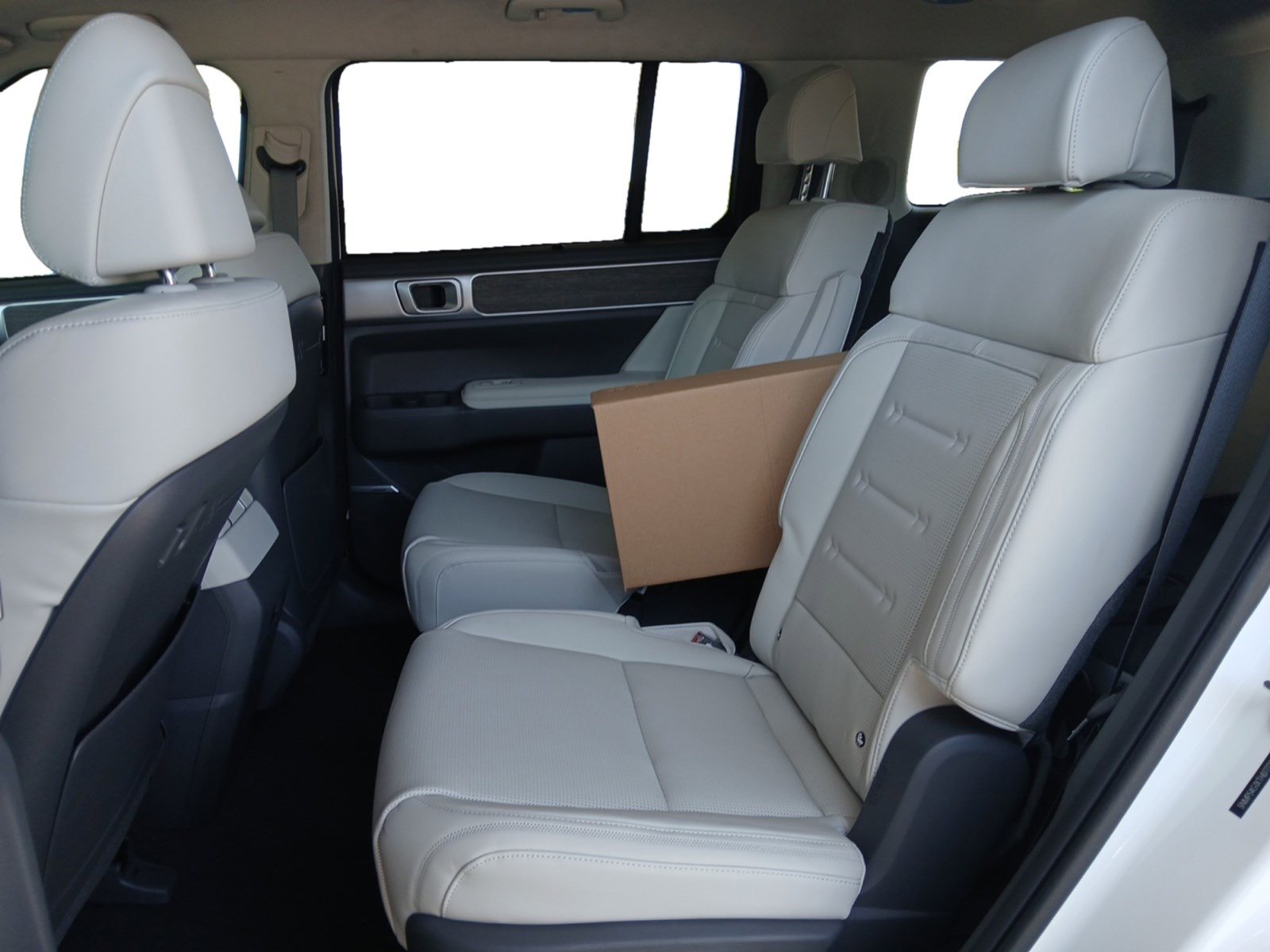 New 2026 Hyundai Santa Fe Calligraphy image 13