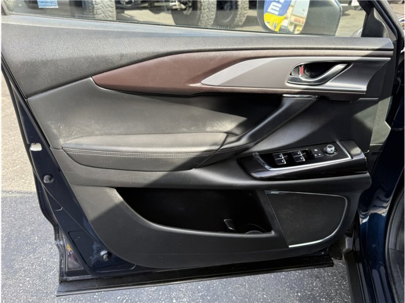 Used 2018 MAZDA CX-9 Grand Touring image 16