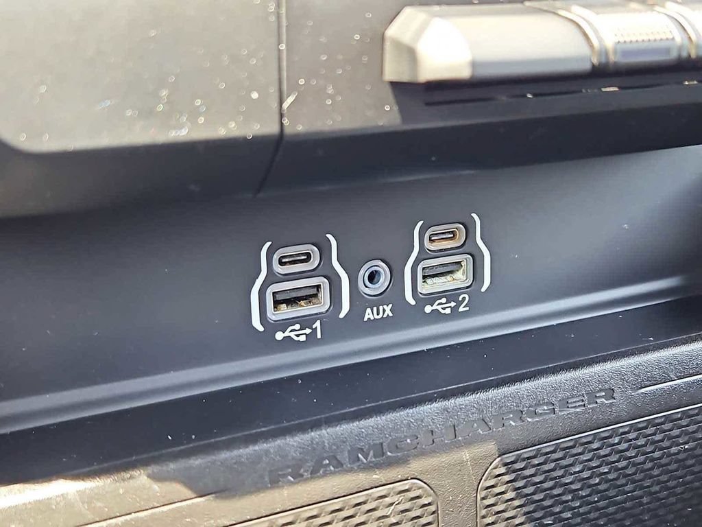 Used 2025 RAM 1500 Big Horn AWD/4WD image 18