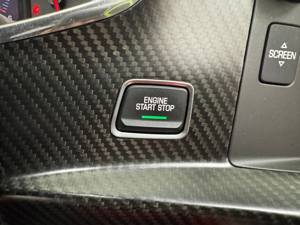 Used 2015 Chevrolet Corvette Z06 w/ 3LZ Preferred Equipment Group image 30