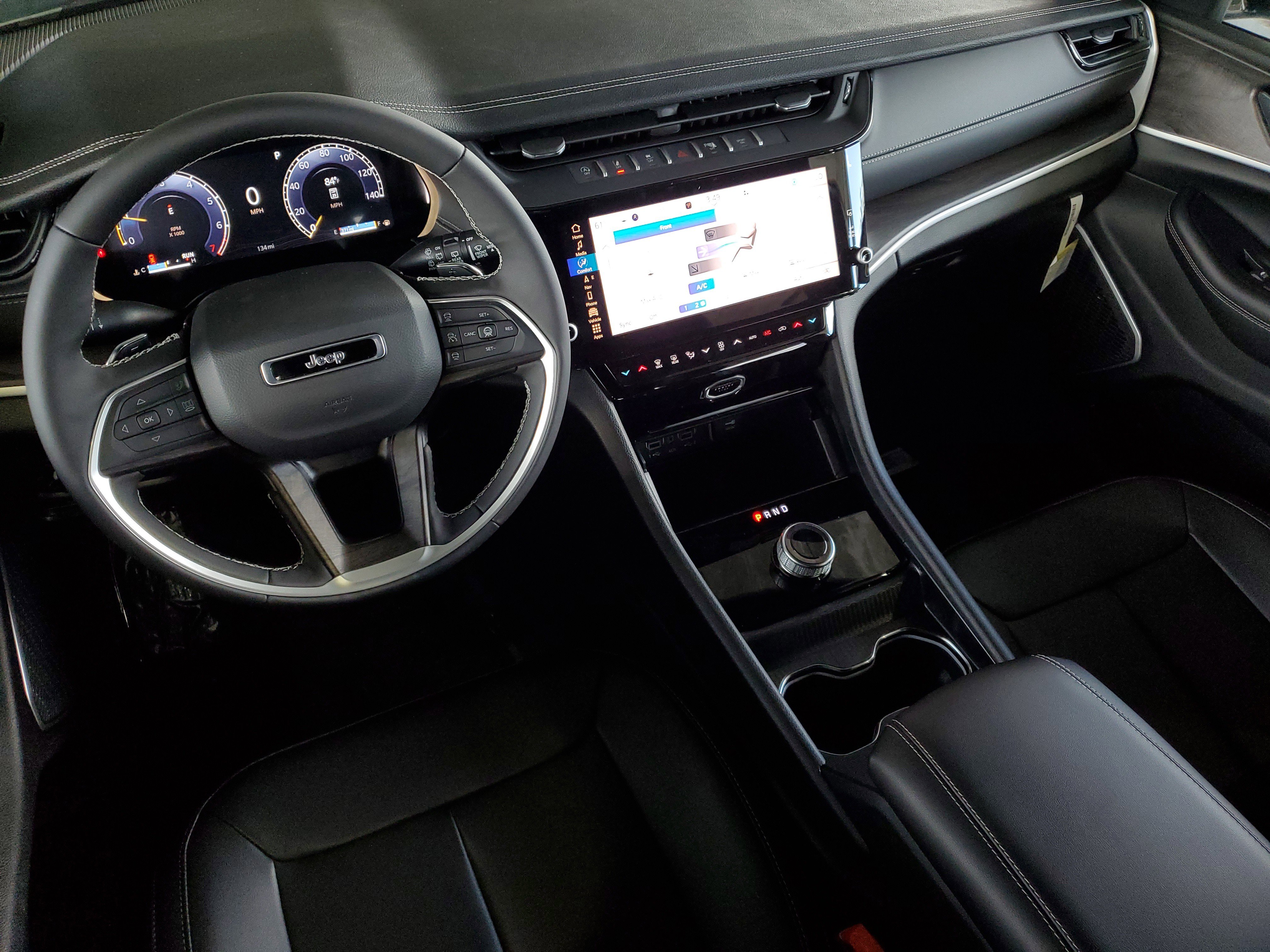 New 2026 Jeep Grand Cherokee L Limited RWD image 12