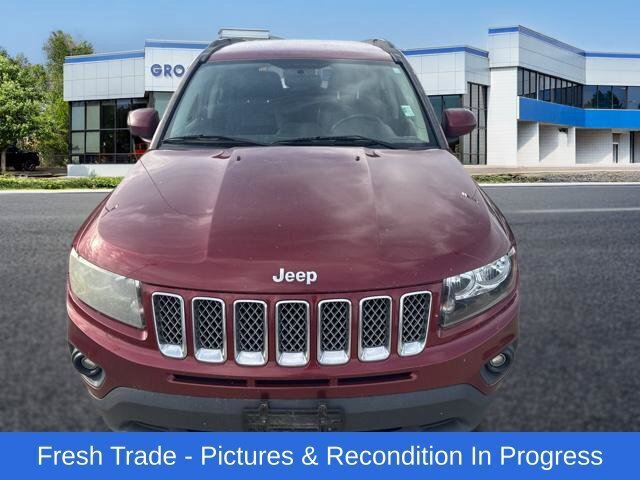 Used 2014 Jeep Compass Latitude AWD/4WD image 9
