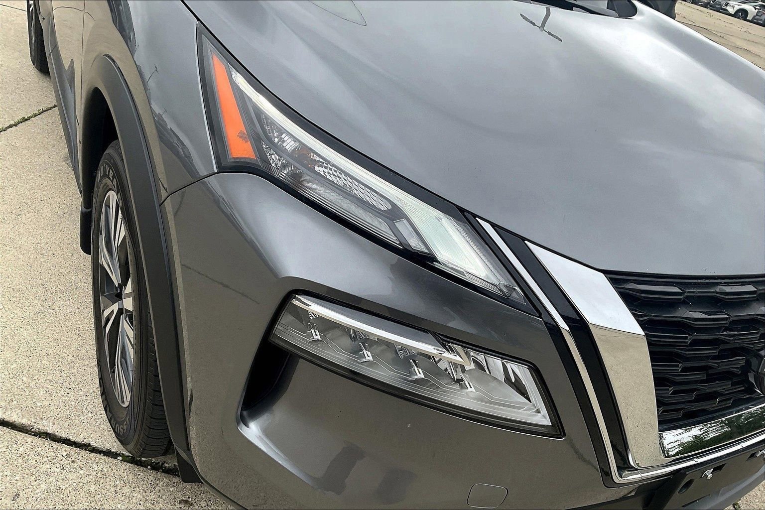 Certified 2023 Nissan Rogue SV image 36