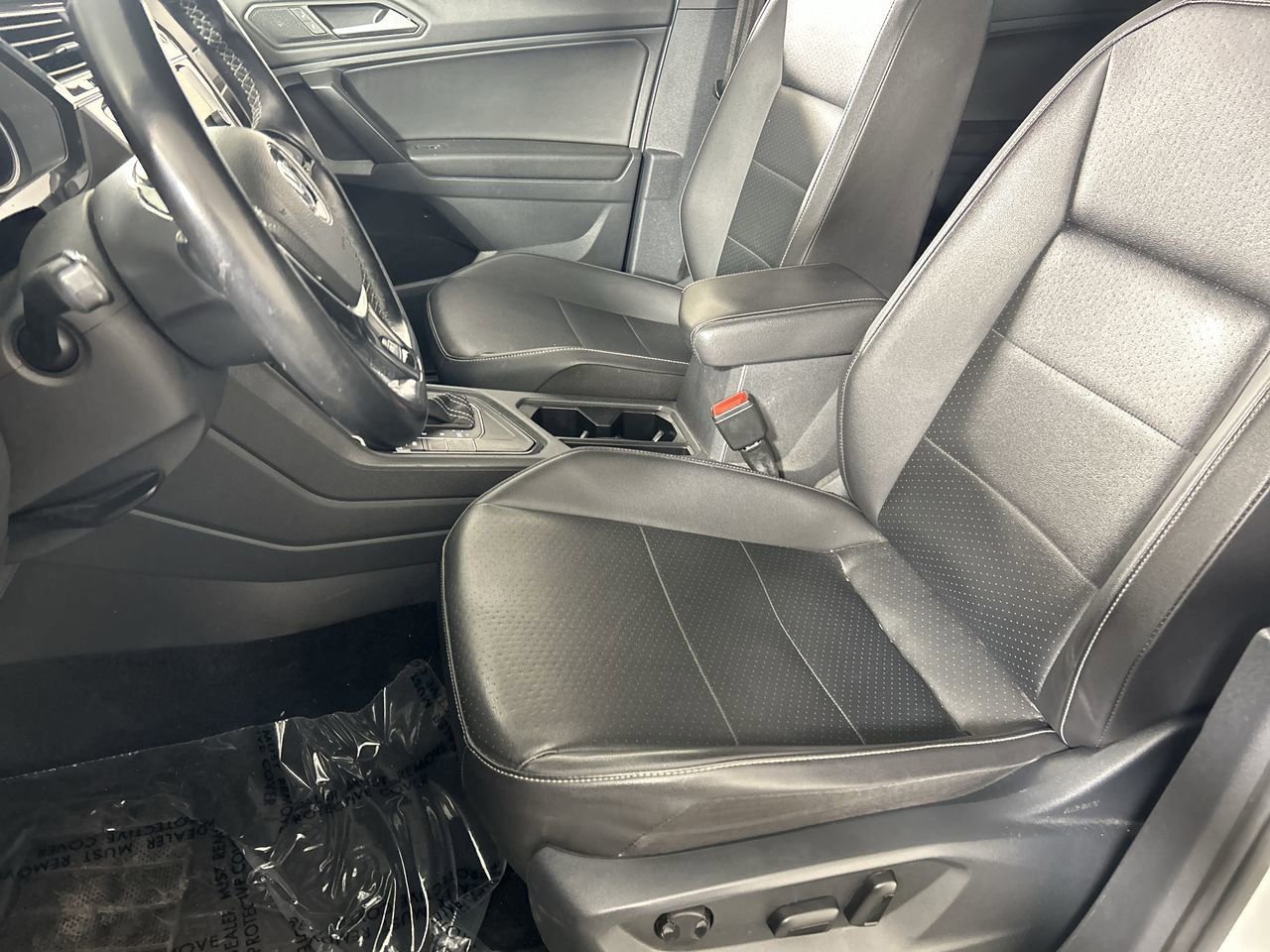 Used 2021 Volkswagen Tiguan SE R-Line image 21