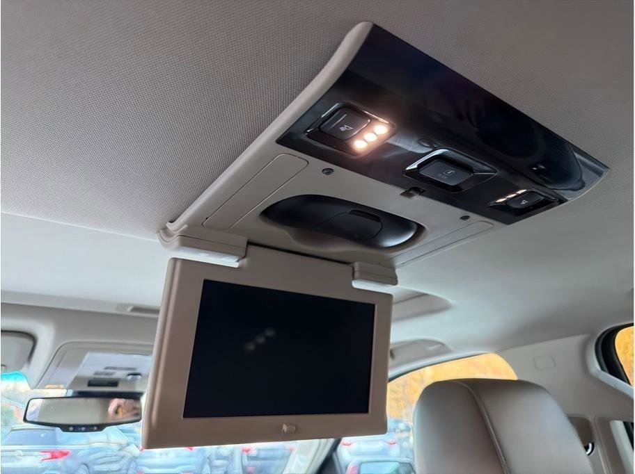 Used 2015 Chevrolet Tahoe LT image 27