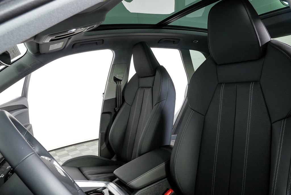 Used 2025 Audi Q5 Premium Plus image 5