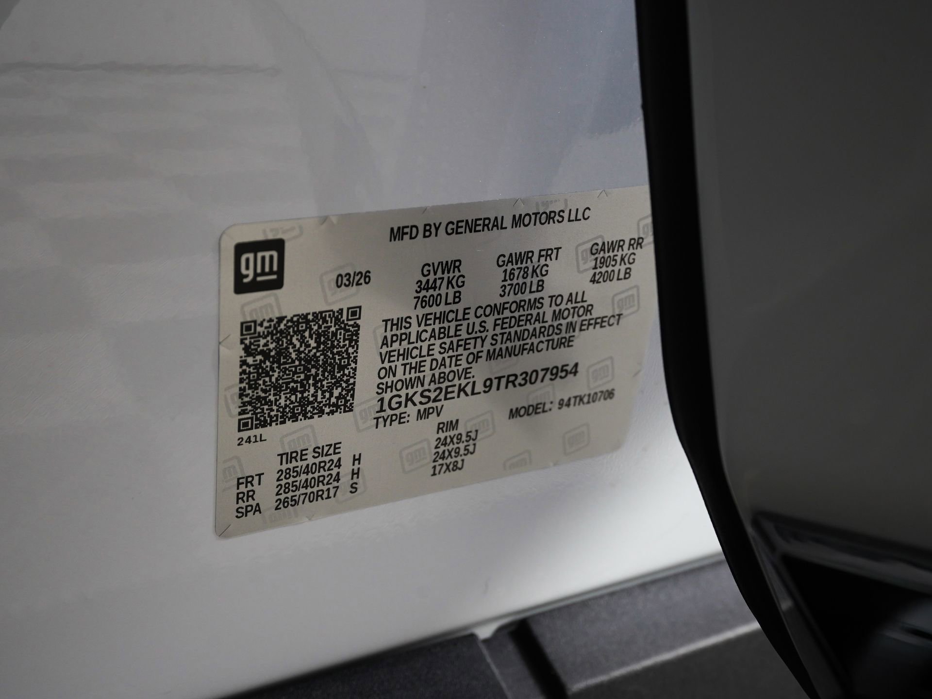 Used 2026 GMC Yukon Denali Ultimate AWD/4WD image 40