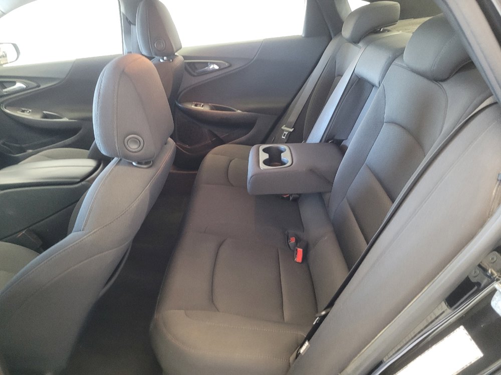 Used 2021 Chevrolet Malibu LT FWD image 18
