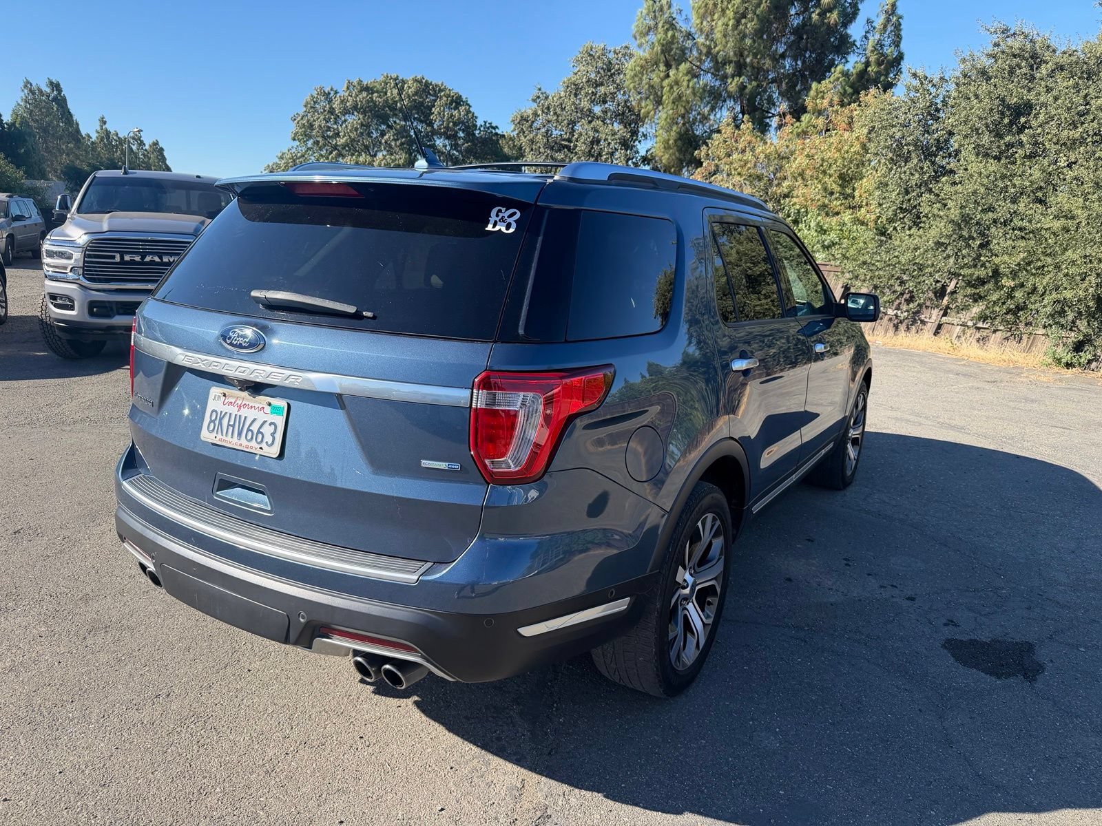 Used 2019 Ford Explorer Platinum AWD/4WD image 5