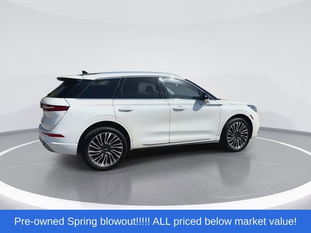 Used 2022 Lincoln Corsair AWD w/ Premium Package image 8