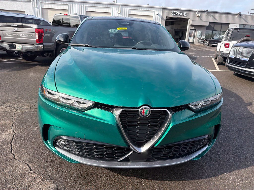 Used 2024 Alfa Romeo Tonale Ti AWD/4WD image 8