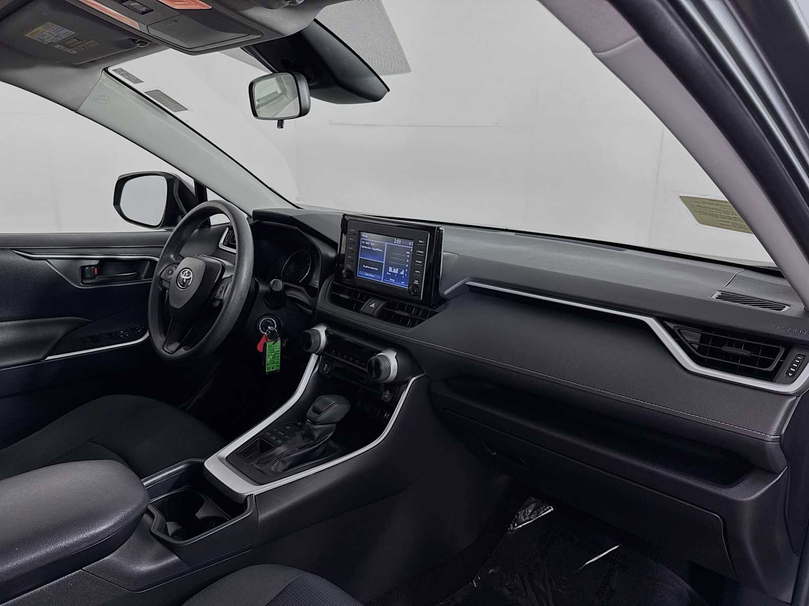 Used 2019 Toyota RAV4 LE w/ Carpet Mat Package image 25