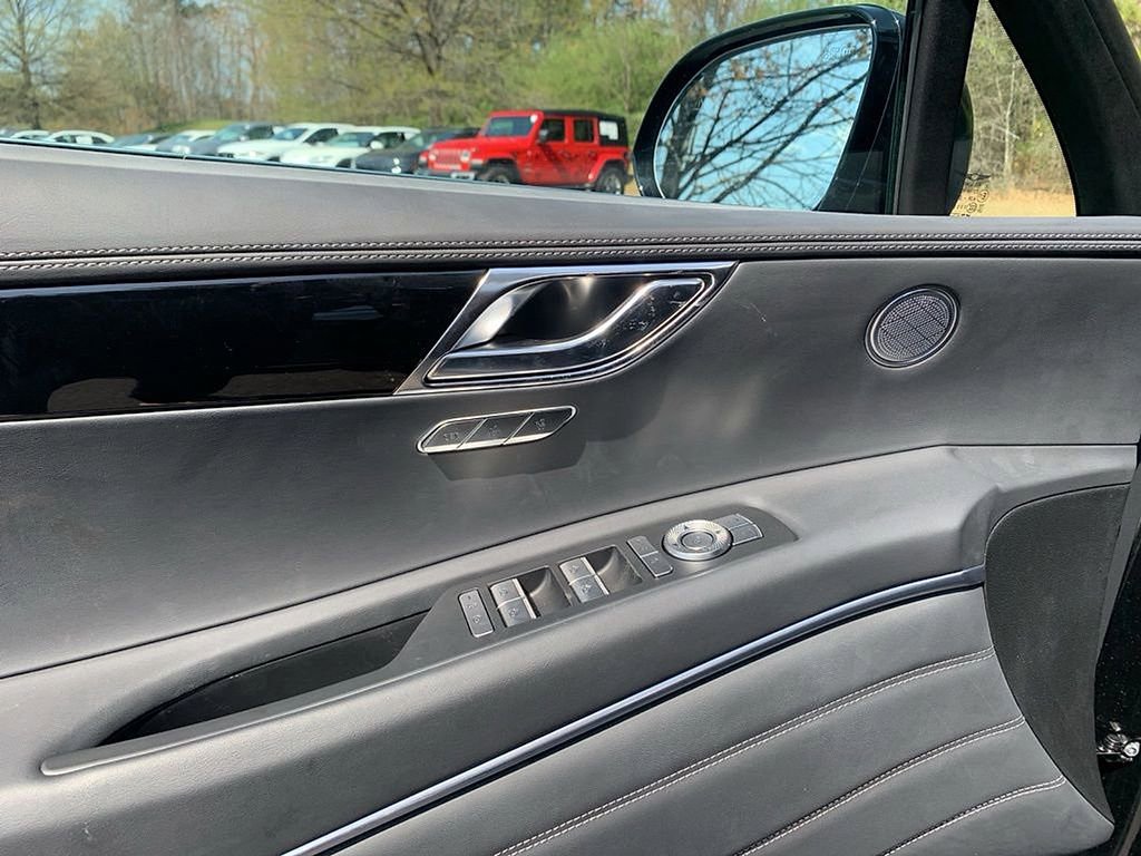 Used 2025 Genesis GV80 2.5T Standard image 6