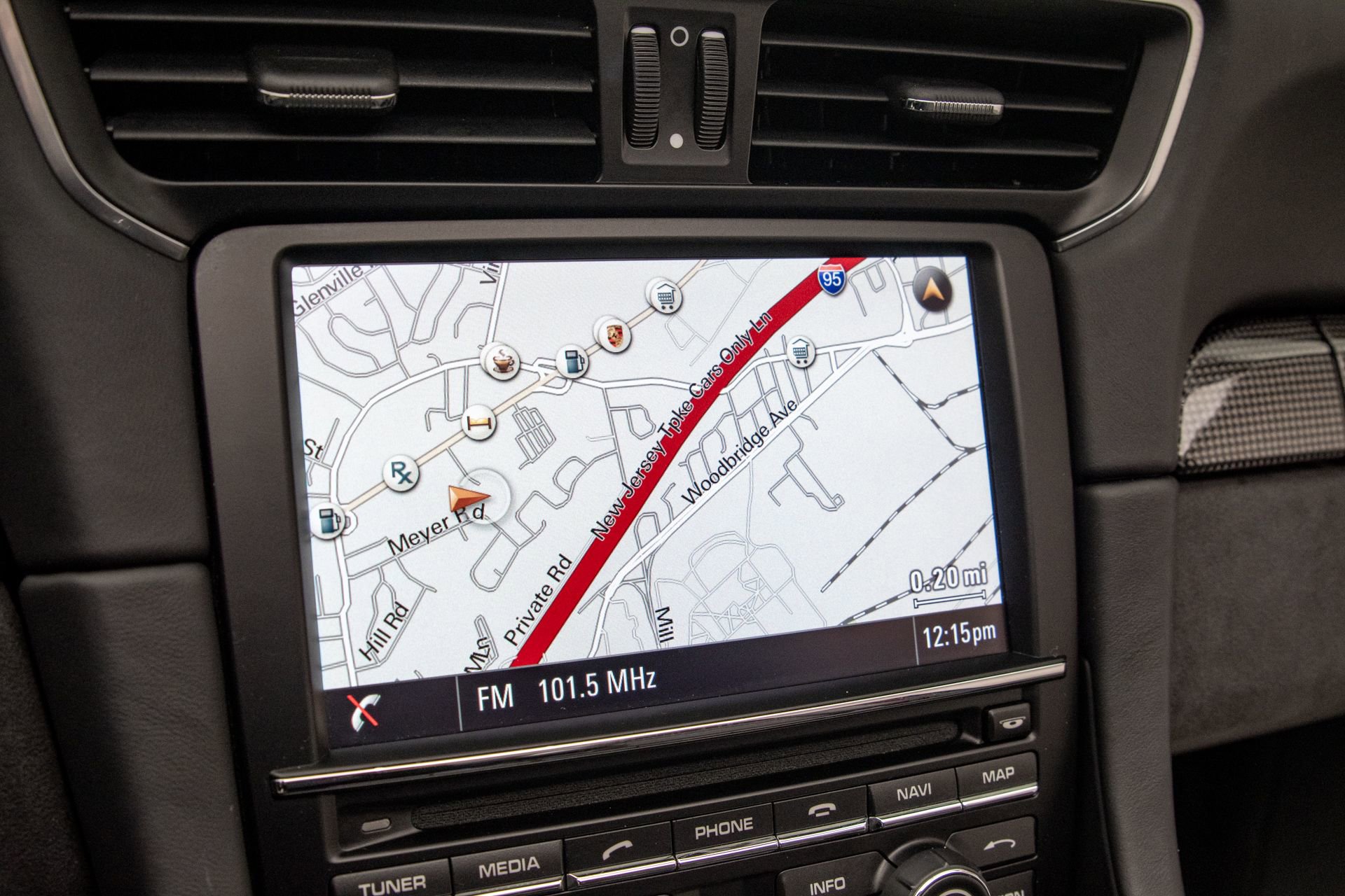 Used 2015 Porsche 911 Carrera 4 GTS image 30