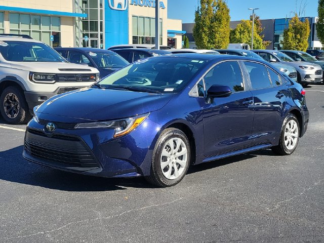 Used 2024 Toyota Corolla LE FWD image 31