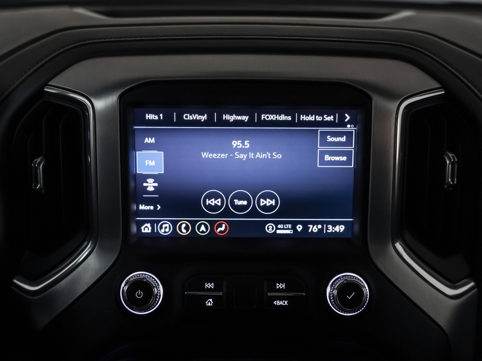 Used 2022 GMC Sierra 1500 SLT w/ SLT Premium Plus Package image 18