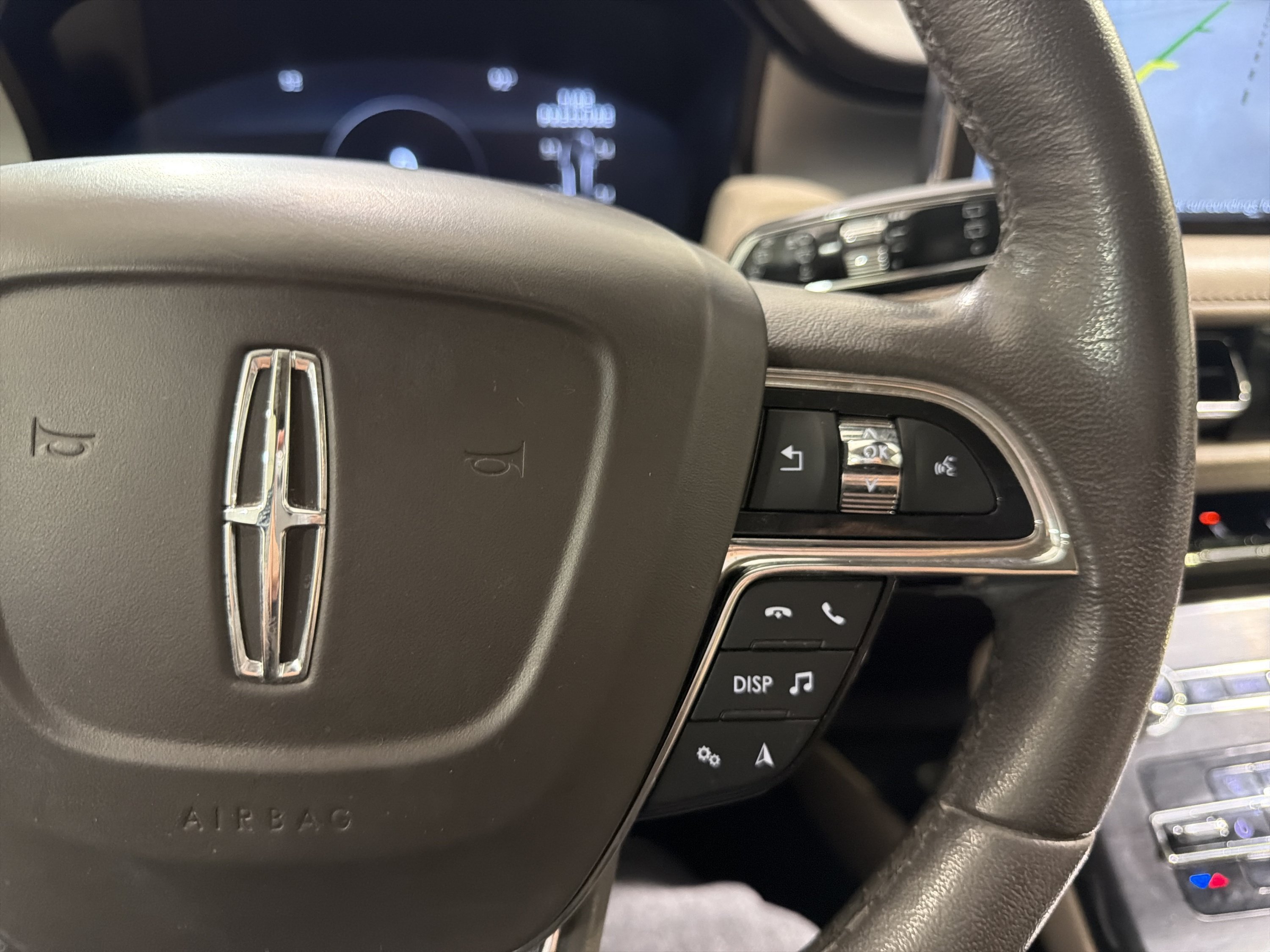 Used 2022 Lincoln Nautilus FWD image 20