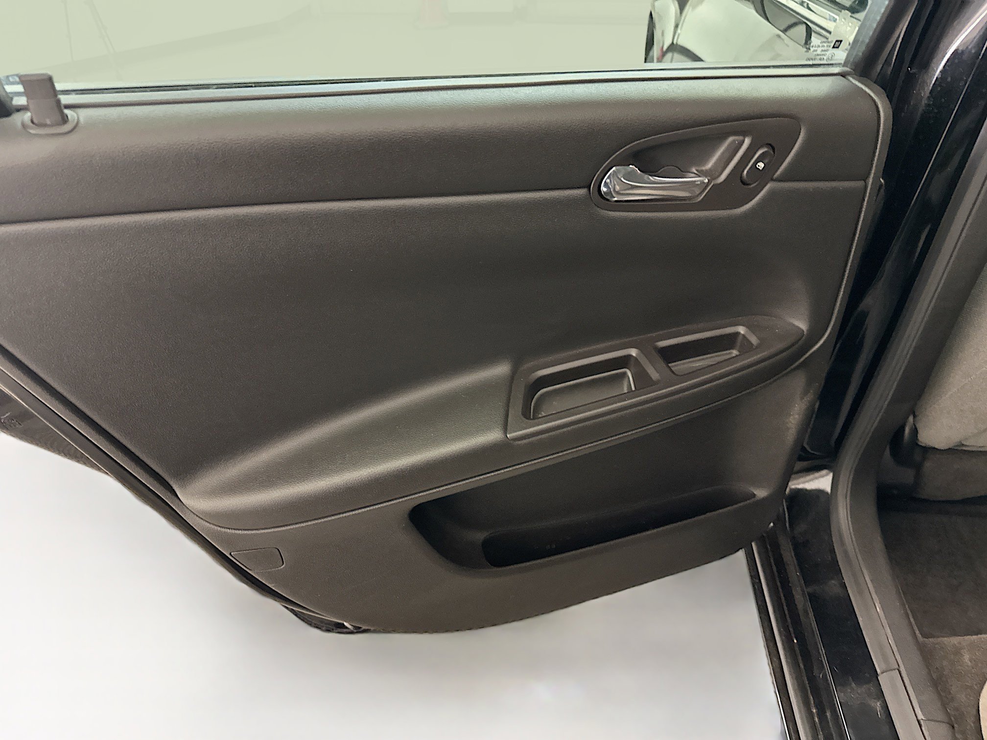 Used 2007 Chevrolet Impala LS image 25