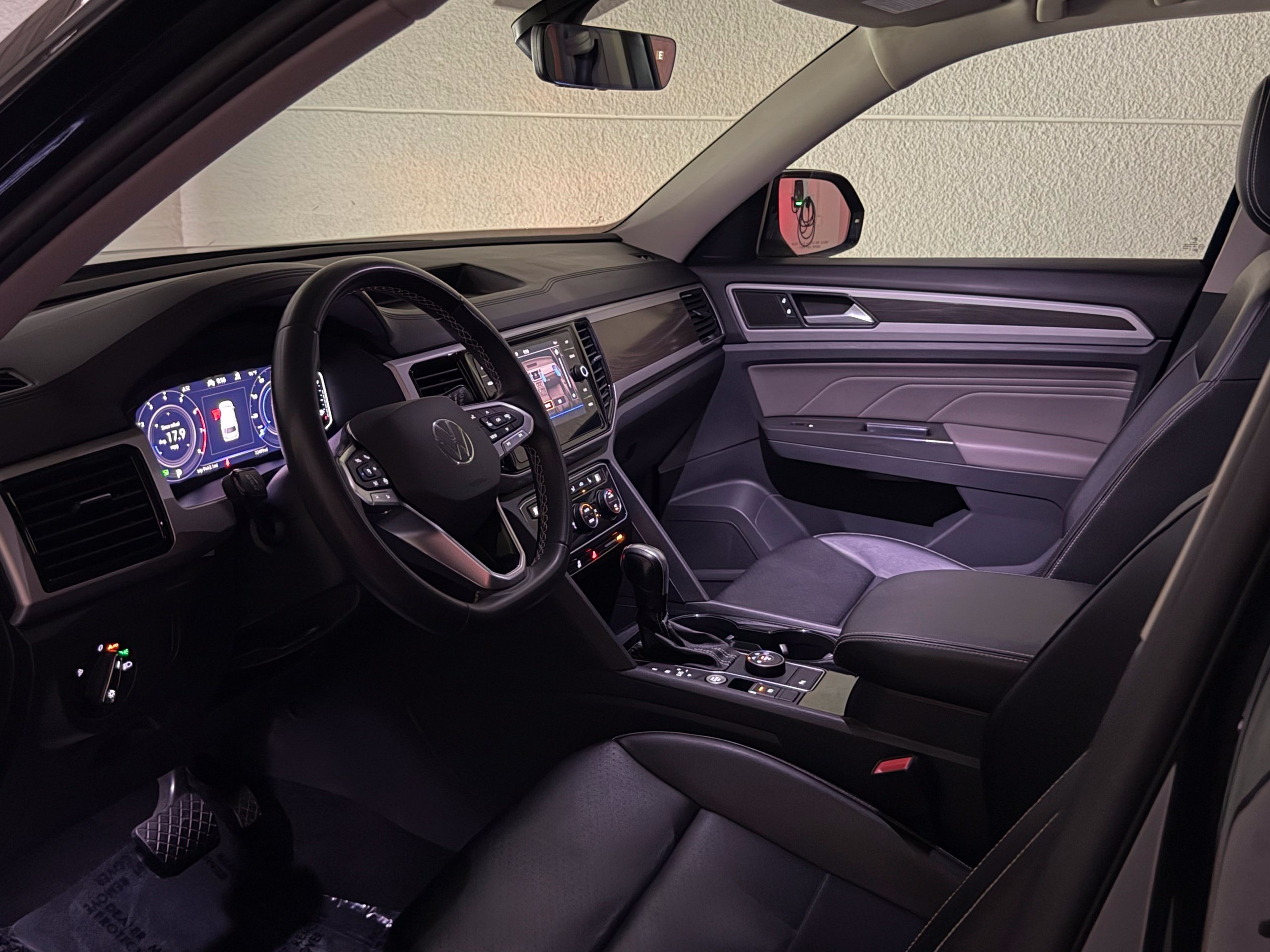 Used 2022 Volkswagen Atlas SE w/ Panoramic Sunroof Package AWD/4WD image 60