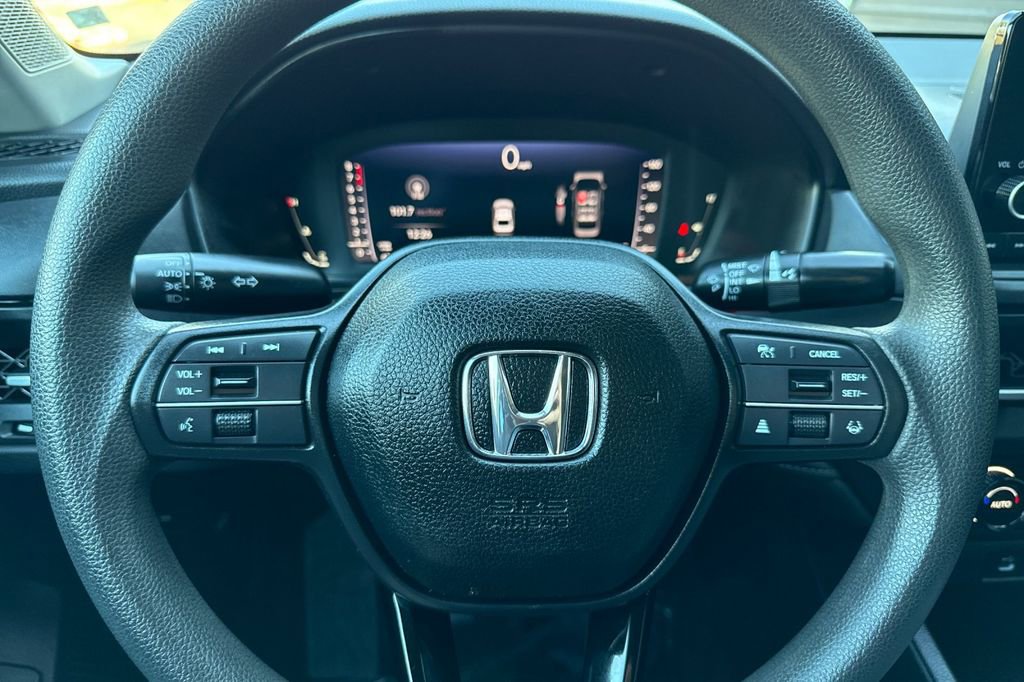 Certified 2025 Honda Accord SE image 22