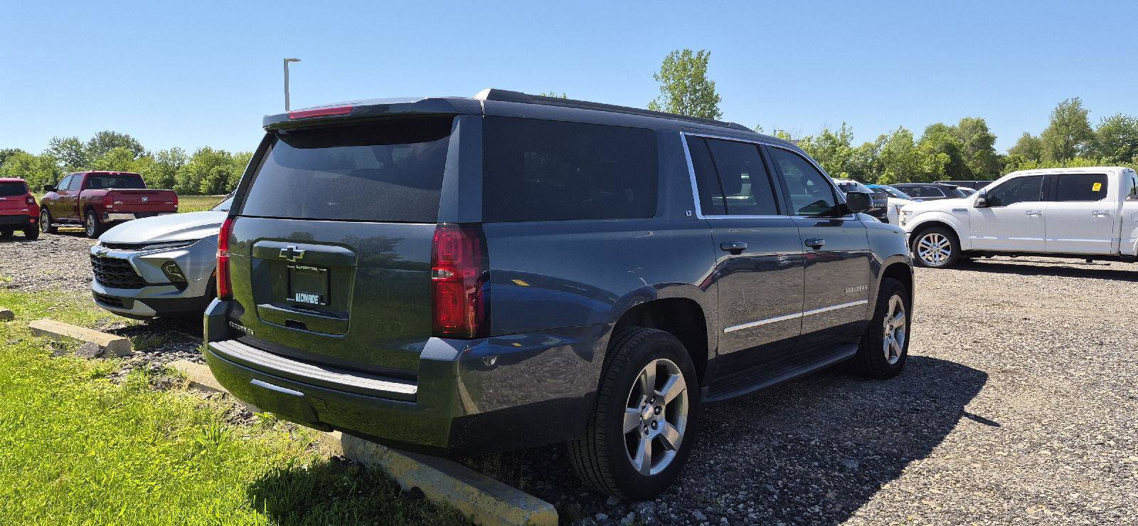 Used 2020 Chevrolet Suburban LT AWD/4WD image 3