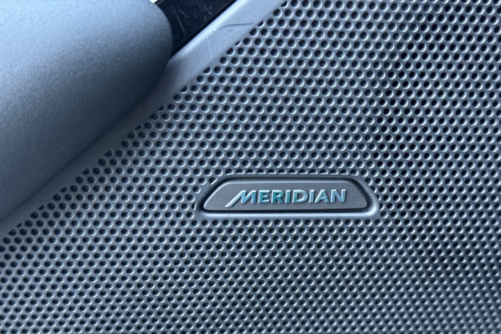 Used 2026 Land Rover Range Rover Velar S image 20